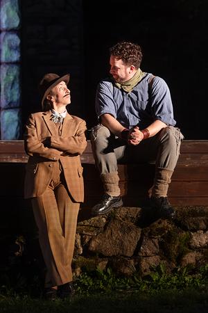 v.l.n.r.: Sigalit Feig (Franz Arndt) und Marc Trojan (Eduard Hauser).</br></br>

Foto: Photoron - Ronny Küttner
